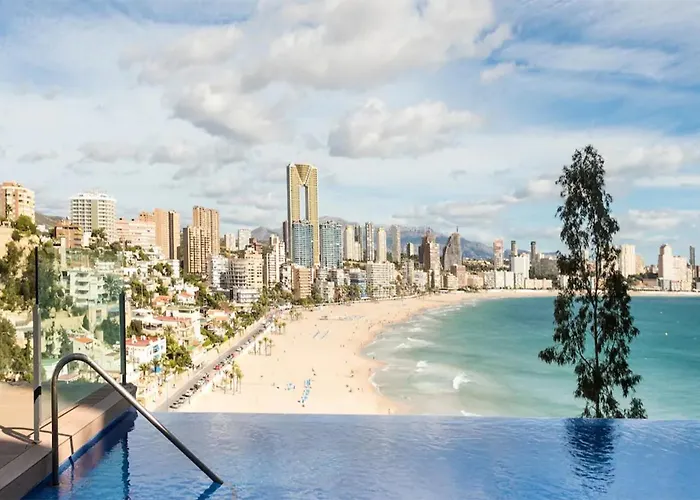 Luxury Apartment With Private Hot Tub By Poniente Beach