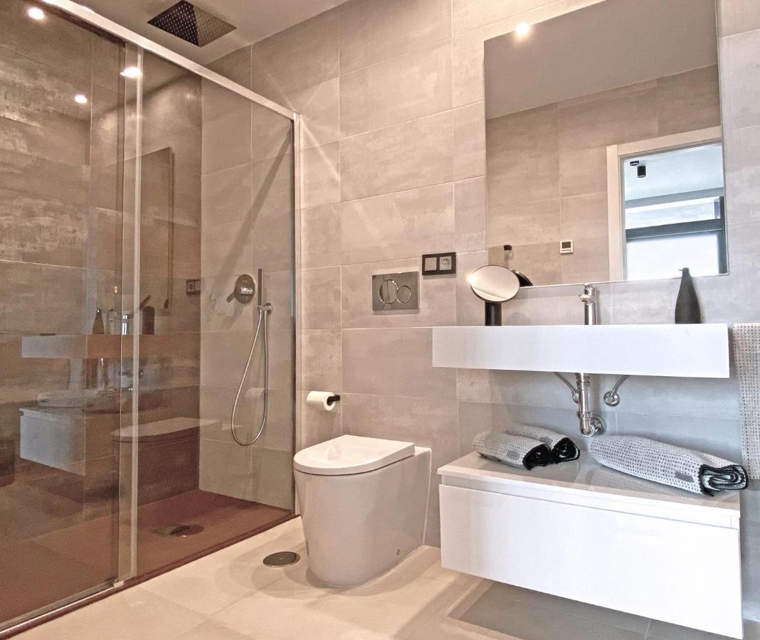 Luxury With Private Hot Tub By Poniente Apartment *